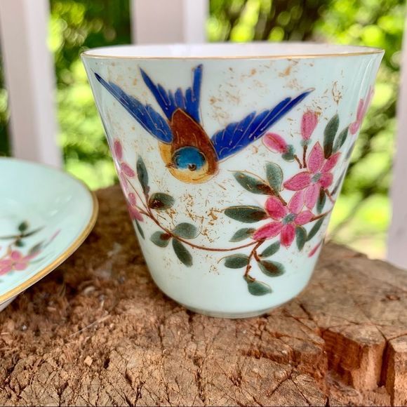 Vintage Delicate Cup and Saucer w/Bluebird! Sweet! - Picture 8 of 17